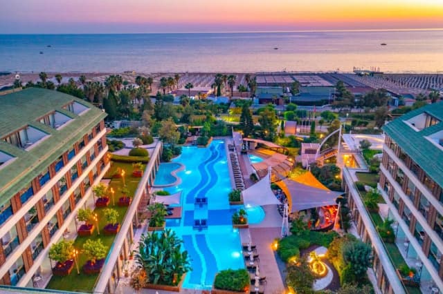 Oferta speciala sejur Turcia cu plecare din Cluj Napoca din 19.08 (TBI)