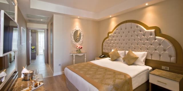 Oferta speciala sejur Turcia cu plecare din Cluj Napoca din 19.08 (TBI)