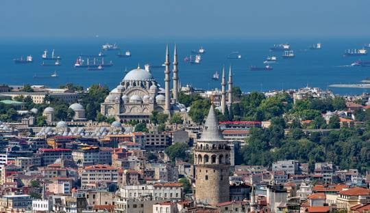 ISTANBUL, MAGIA ORASULUI DE PE DOUA CONTINENTE, AUTOCAR DIN SIBIU SI BUCURESTI, HOTEL DE 4*, TARIF DE 299 EURO/PERS, MIC DEJUN!