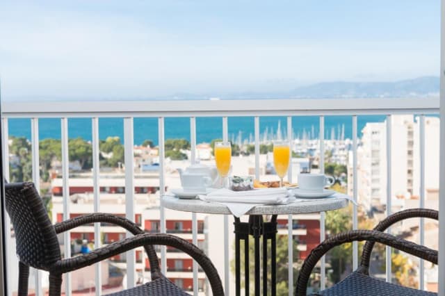 ULTRA LAST MINUTE PALMA DE MALORCA TORRE AZUL 4**** ZBOR DIRECT DIN OTOPENI/ CLUJ NAPOCA CU TAXE INCLUSE