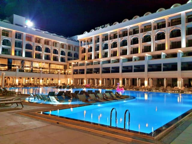 Sejur in Antalya: 725 euro cazare 7 nopti cu Ultra All inclusive+ transport avion+ toate taxele