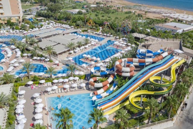 Sejur in Antalya: 875 euro cazare 7 nopti cu Ultra All inclusive+ transport avion+ toate taxele