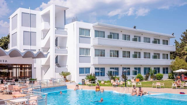 ULTIMELE LOCURI RODOS, AVION DIN BUCURESTI, LA HOTEL EVI 3*, LA TARIFUL DE 455 EURO/PERS, ALL INCLUSIVE!