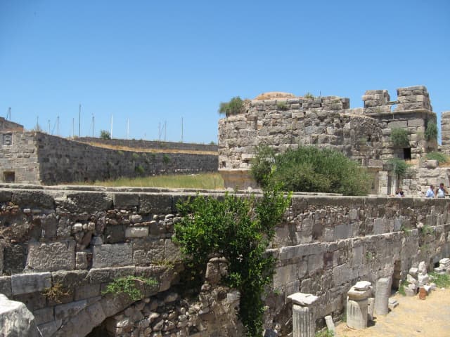 17.08 zbor Bucuresti, Grecia - Kos Kefalos Ionikos 2* MIC DEJUN 540 euro/persoana/sejur/taxe aeroport incluse,