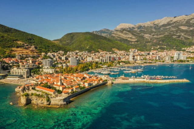 MUNTENEGRU SI ALBANIA, AUTOCAR DIN BUCURESTI SI ARDEAL, LA HOTEL DE 4*, LA TARIFUL DE 334 EURO/PERSOANA, MIC DEJUN!