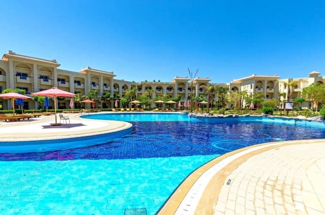 HURGHADA 685 Euro / Pers plecare 26.09 din Bucuresti,avion inclus -Serenity Alma Resort, INCLUSIVE