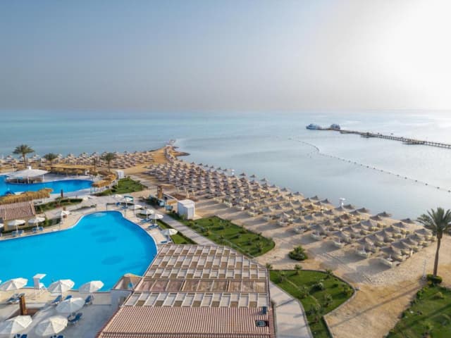 ULTIMELE LOCURI EGIPT 4**** ALL INCLUSIVE SUNRISE AZALEA ZBOR CHARTER DIN CLUJ NAPOCA CU TAXE INCLUSE