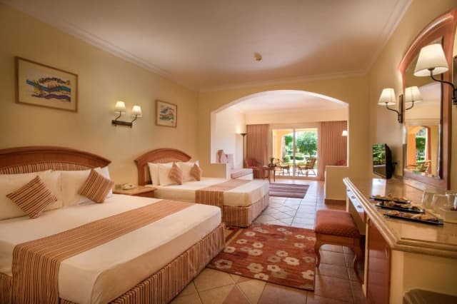 Revelion in Sharm el Sheikh: 925 euro cazare 7 nopti cu All inclusive+ transport avion+ toate taxele