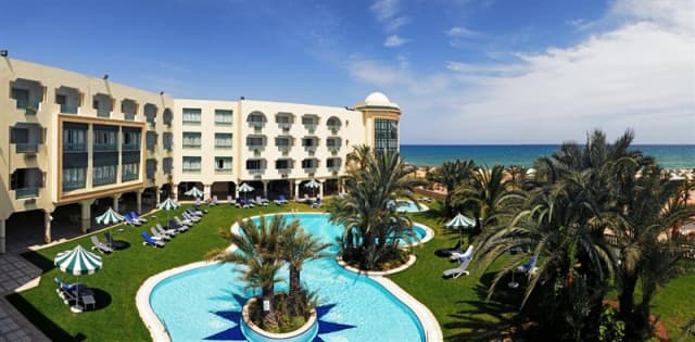 Sejur in Tunisia: 540 euro cazare 7 nopti cu All inclusive+ transport avion+ toate taxele