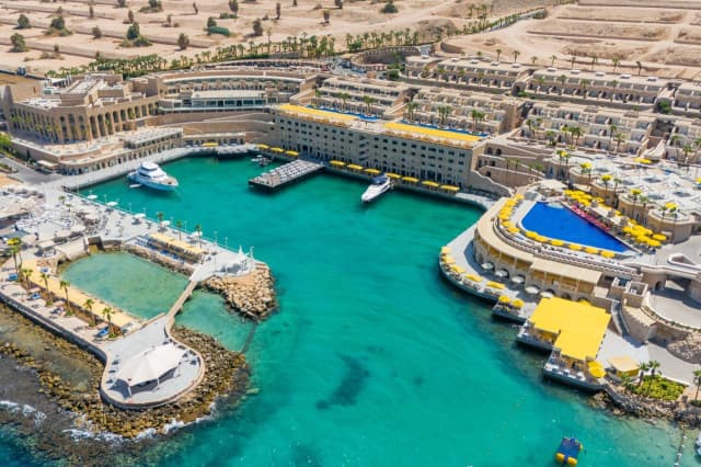 LAST MINUTE EGIPT - Pickalbatros Citadel Resort Sahl Hasheesh 5* (Sahl Hasheesh) - pe 25 NOV 2026